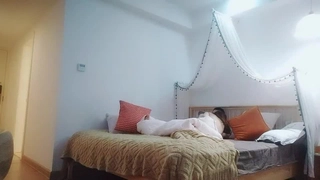 日本大尺度吃奶呻吟露脸了