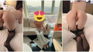 Octavia Reds的大奶子和巨大的天然乳房在这个视频中偷走了这个节目