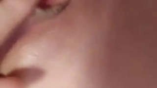 ADN-431,ADN-431 ADN-431 父親が再婚相手として連れてきたのは僕が密かに憧れていた担任の三宮先生だった。 三宮つばき